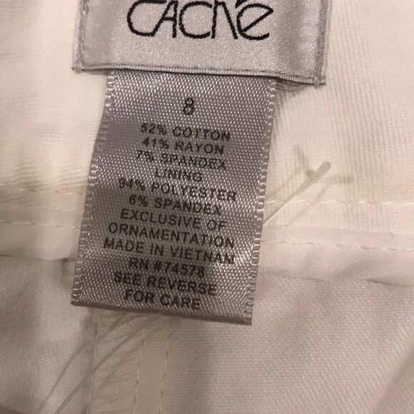 🎉final deal 🎉Cache white color short🌞 - Picture 3 of 8